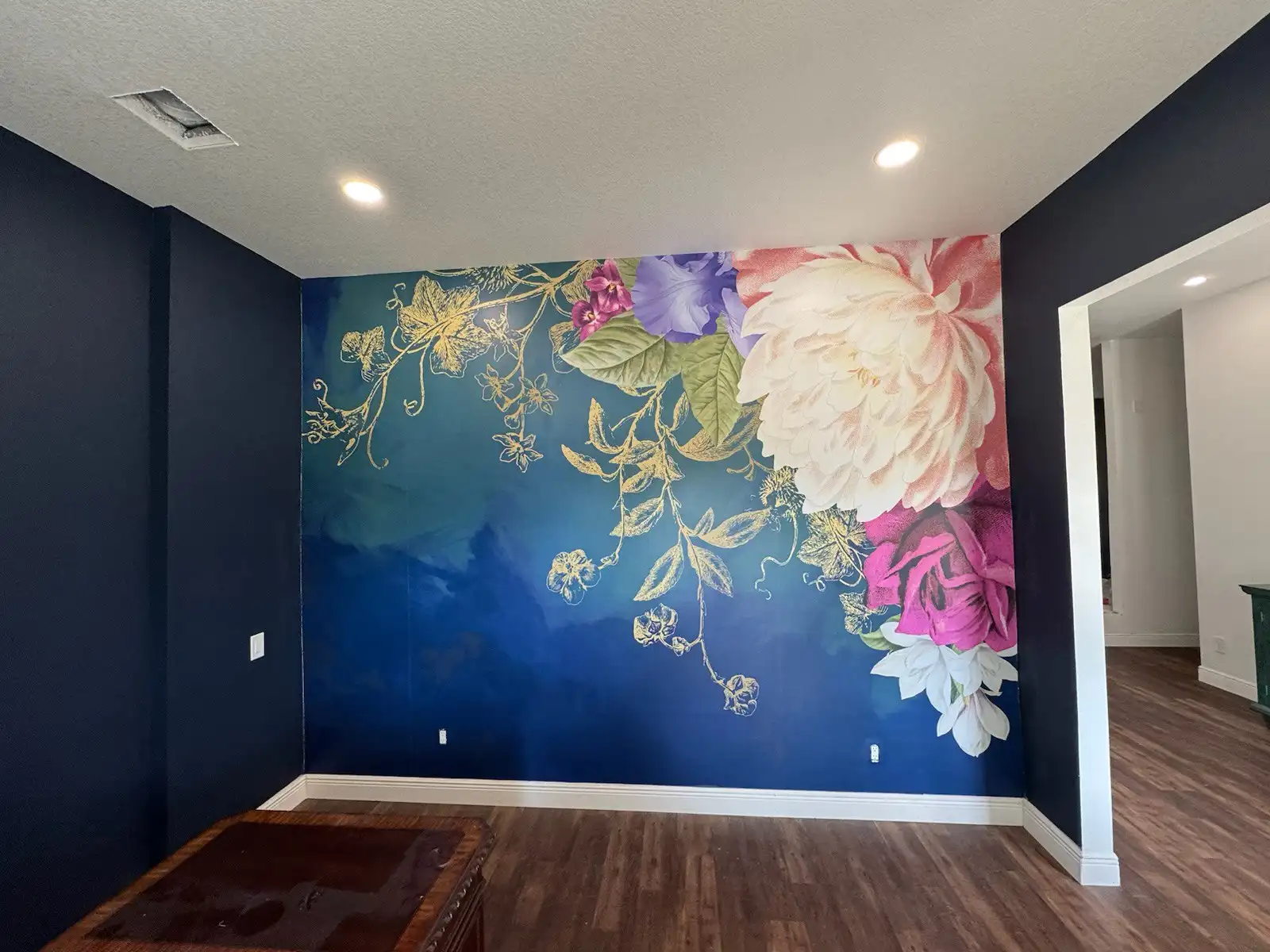 Residential wallpaper installation service in Center City, Philadelphia