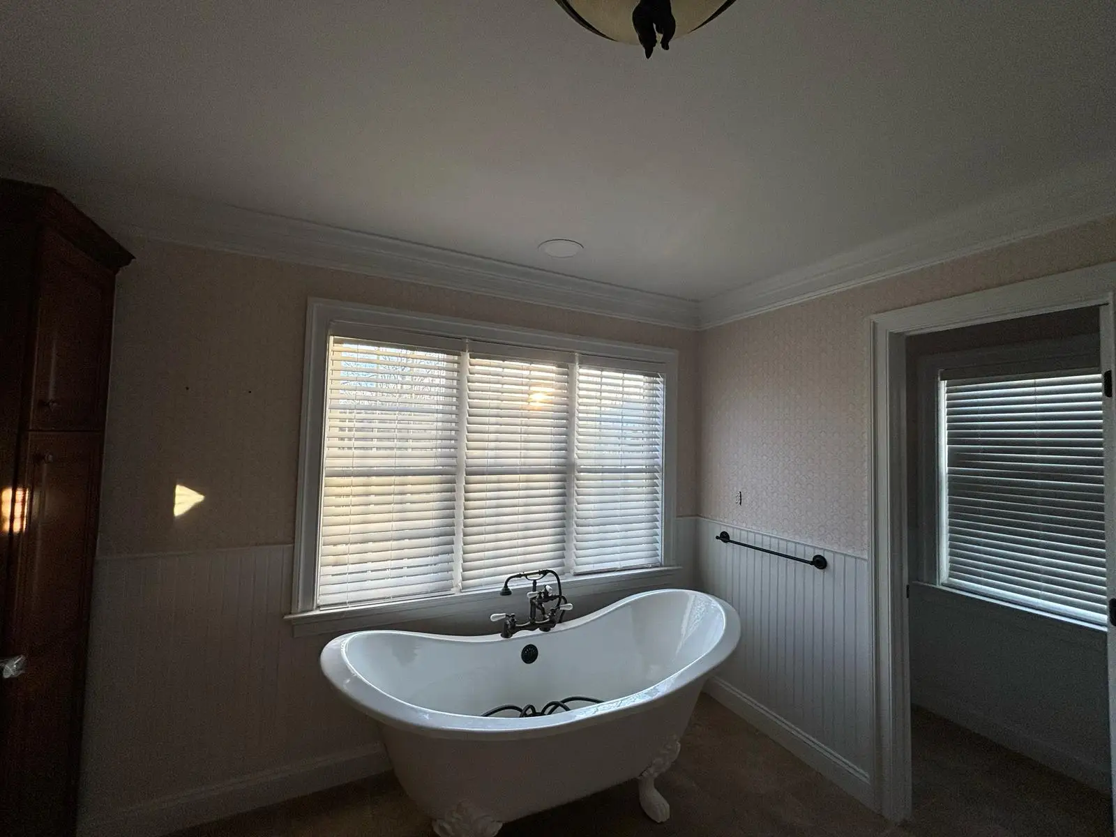 Professional wallpaper removal tools and preparation in Northern Liberties, Philadelphia